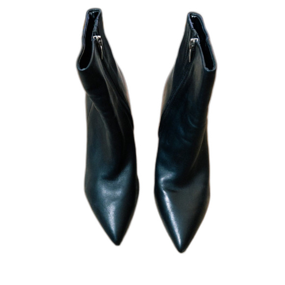 Marc Fisher Black Leather Booties | Women’s 10 | Pointed Toe Block Heel - Picture 7 of 16